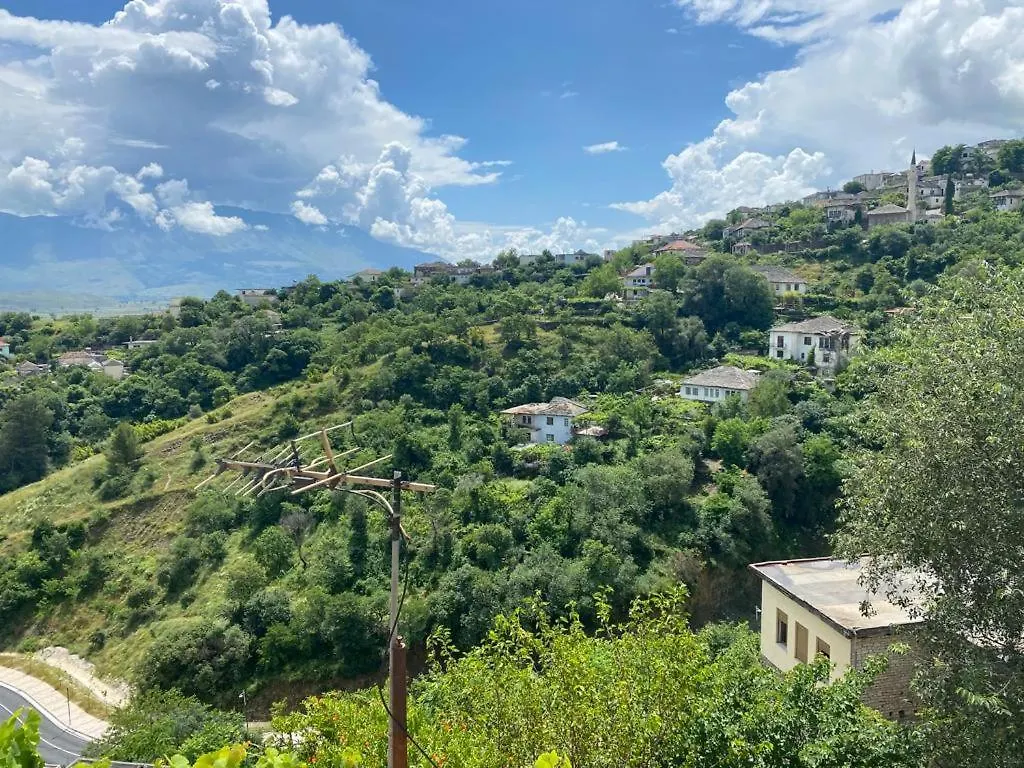 Apartamento Lula Guesthouse Gjirokastër Albania