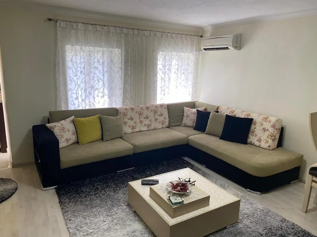 Lula Guesthouse Gjirokastër